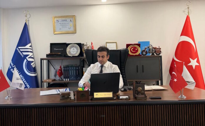 Ahmet Halis Başli AHB Yeminli Mali Müşavirlik Denetim ve Danışmanlık A.Ş.‘nin kurucusu ve sahibi Yeminli Mali Müşavir Ahmet Halis Başlı, yatırımcı güveninin oluşturulmasında mali denetim ve tasdik çalışmalarının önemine dikkat çekti.