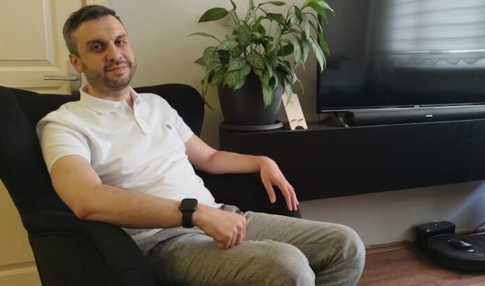 Kadir Toraman Kadir Toraman, ticarette ahlaklı barter modelinin önemini vurgulayarak, iş dünyasına sundukları yenilikleri ve gelecek hedeflerini paylaştı.