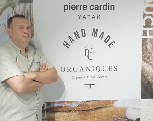 Mehmet Sönmez: Pierre Cardin gibi global bir markayı MetroCity gibi seçkin bir lokasyona kazandırmak bizim için büyük bir onur. Dedi açıklaması görseli Olay Yeri'nde.